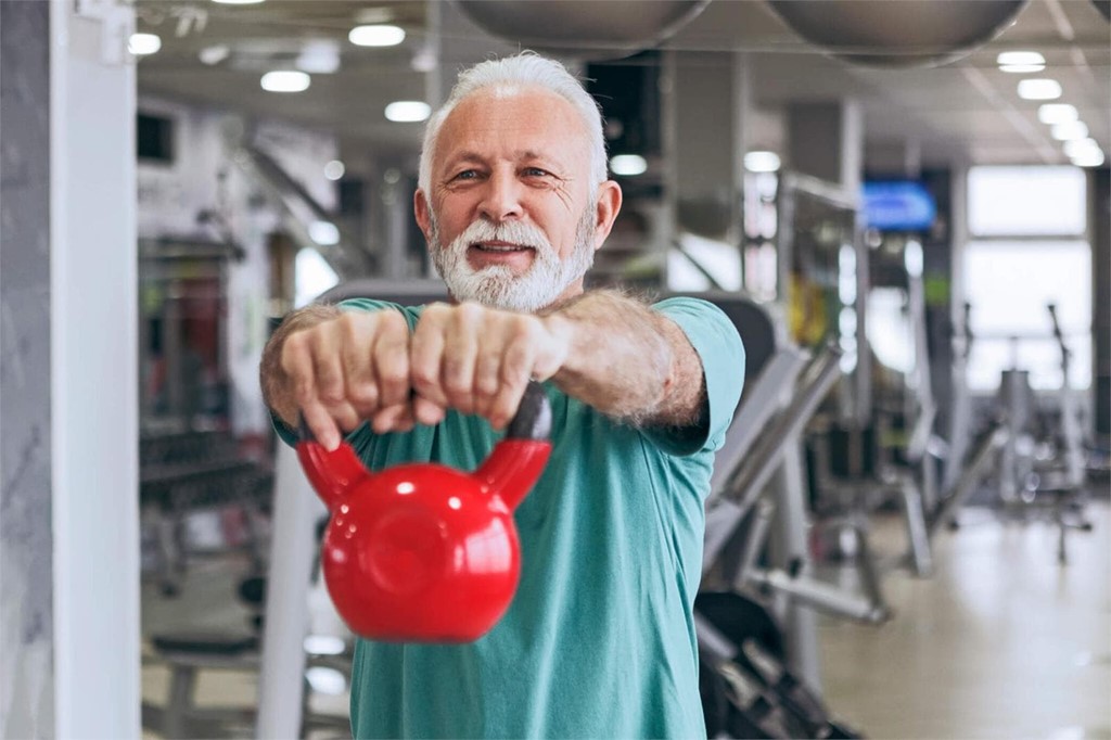 Entrenamiento de Fuerza en Personas Mayores